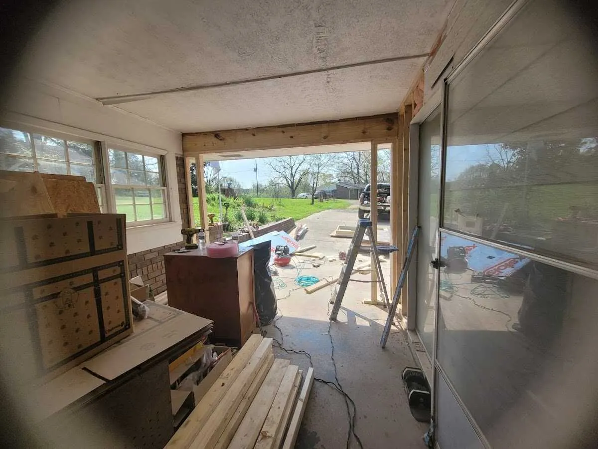 Air movers and dehumidifier for Drying & Dehumidification in Indiana